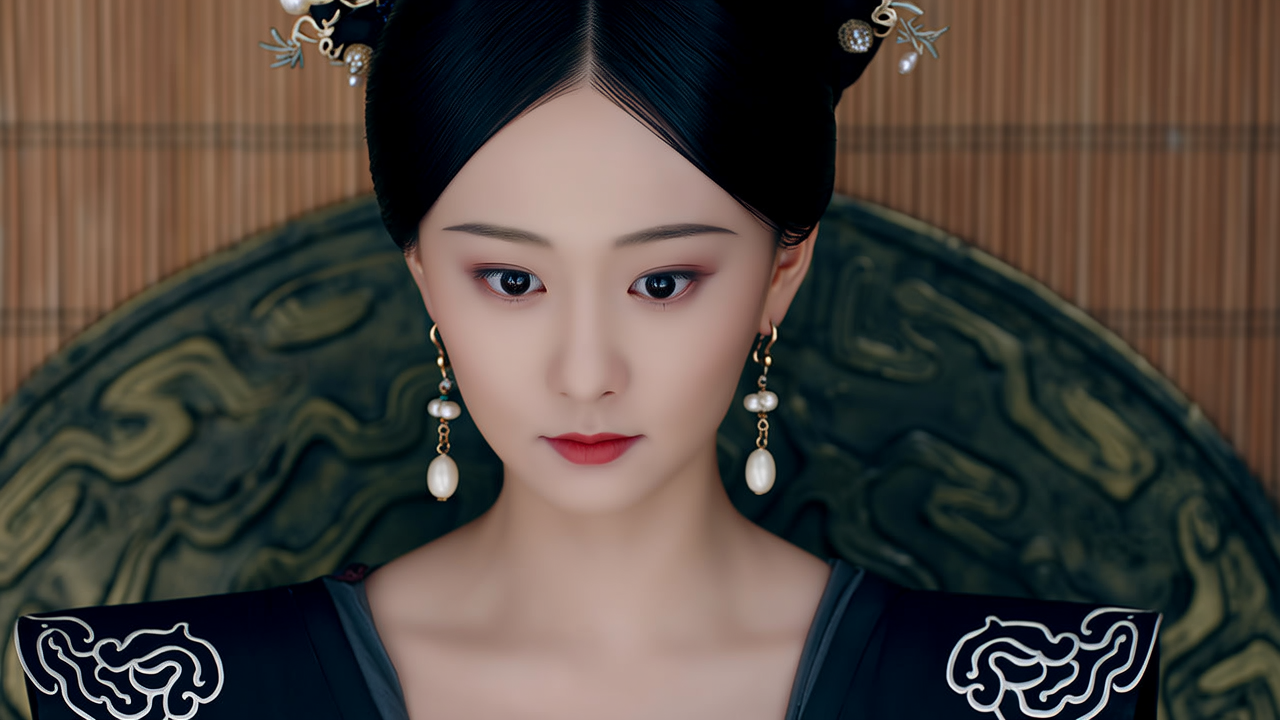 以中国文献内容做参考画一幅夏朝美女，要体现当时文化和服装特色，人物要像真人