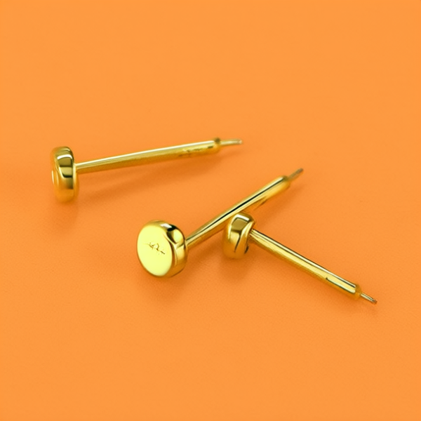 1克黄金耳钉图片